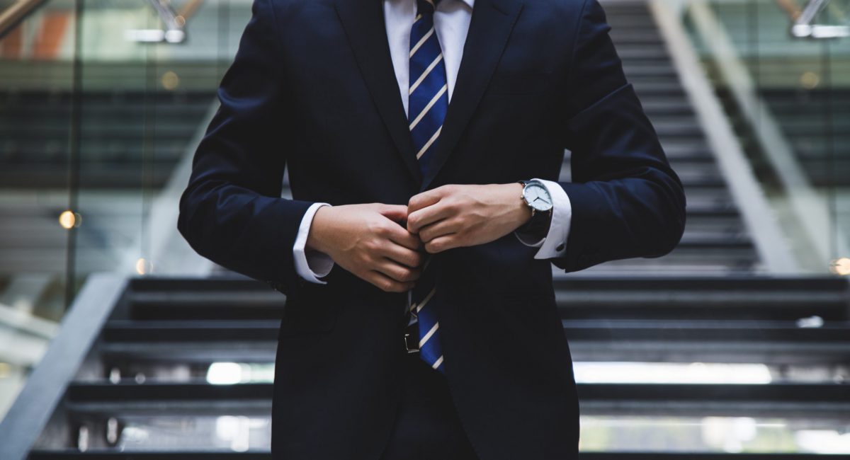 hunters-race-MYbhN8KaaEc-unsplash (1)